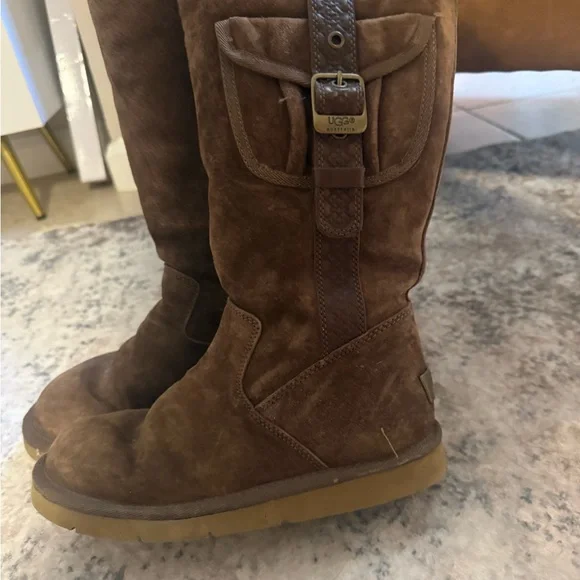 UGG Women's Brown Suede Winter Boots - Picture 4 of 7